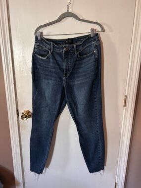 Judy Blue Dark Blue Cropped Ankle Jeans